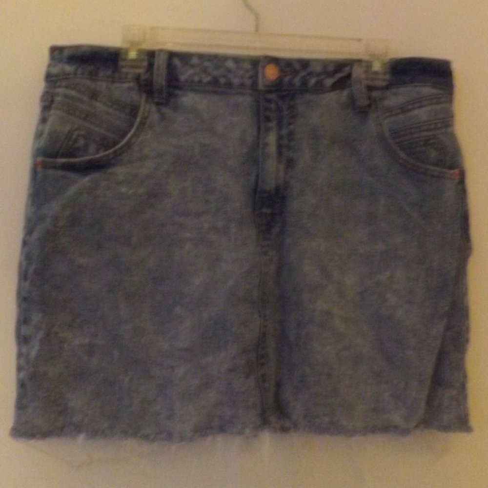 Denim skirt